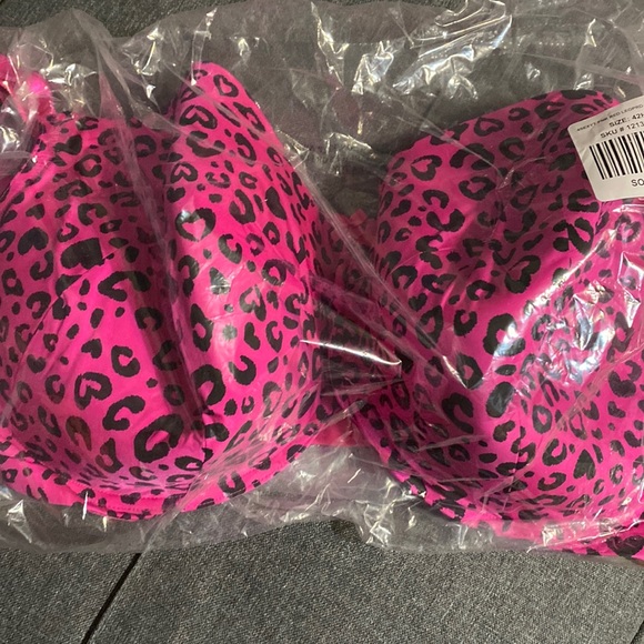 torrid Other - Torrid NWT 42H 360 tshirt bra